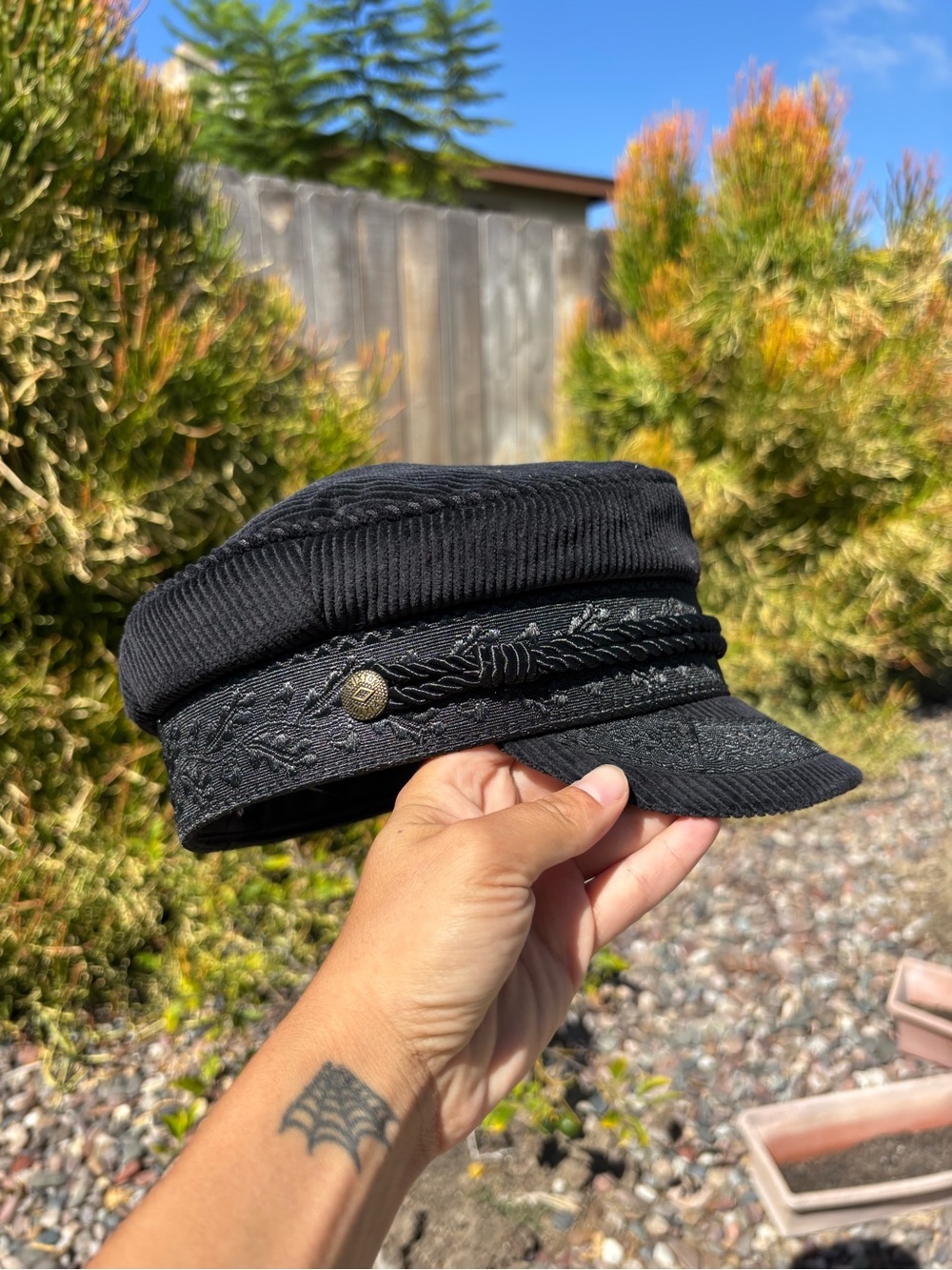 Hat - Picture 8 of 8
